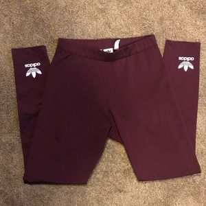 Adidas trefoil leggings
